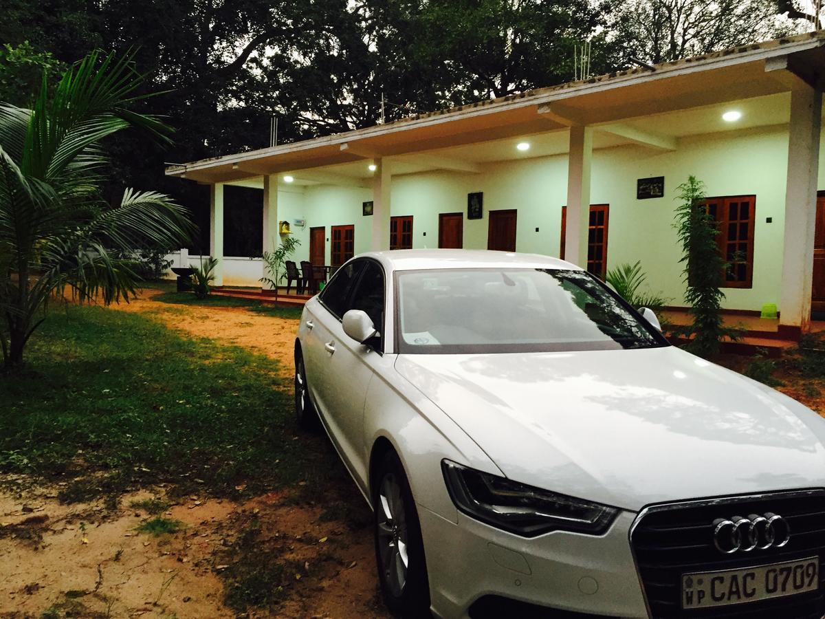 Punkalasa Tourist Lodge Anuradhapura Εξωτερικό φωτογραφία