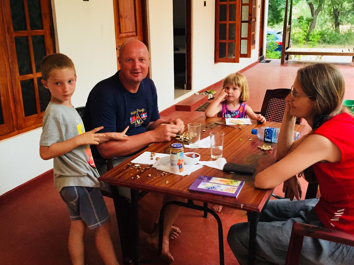 Punkalasa Tourist Lodge Anuradhapura Εξωτερικό φωτογραφία